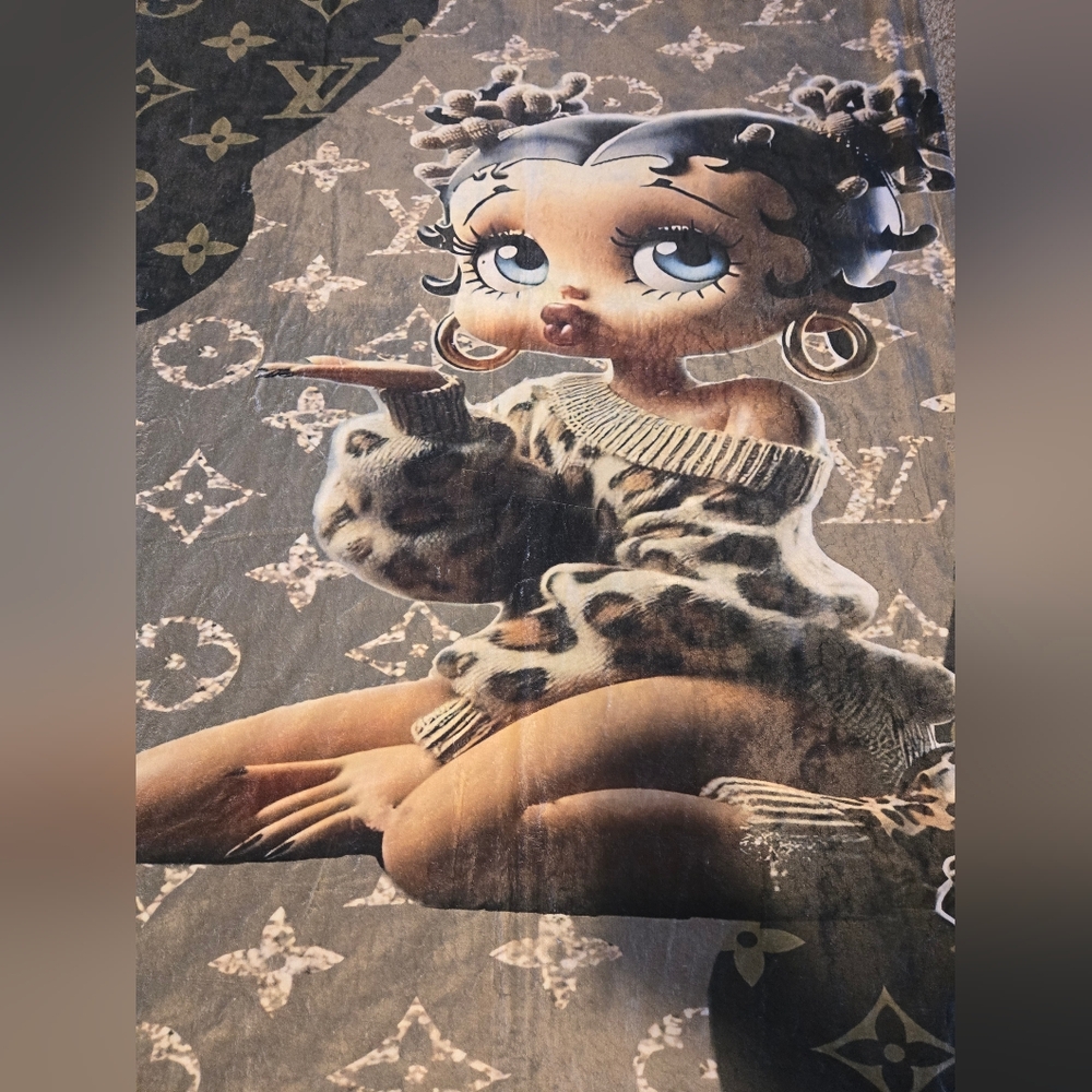 Bougie Betty Boop Throw Blanket
